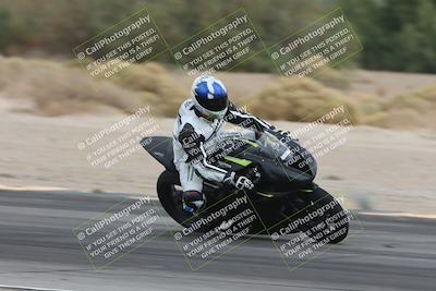 media/Nov-15-2025-Race Pace (Sat) [[8de605a2d8]]/Verified Riders/Turn 8 Inside (935am)/